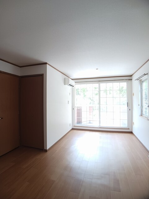井原市上出部町クレストールいずえＢ203号室