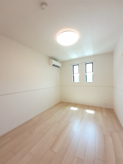 井原市下出部町 ニューライツ・Ｓ203号室