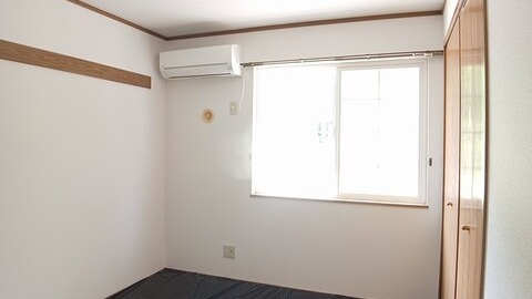 井原市上出部町クレストールいずえＢ203号室