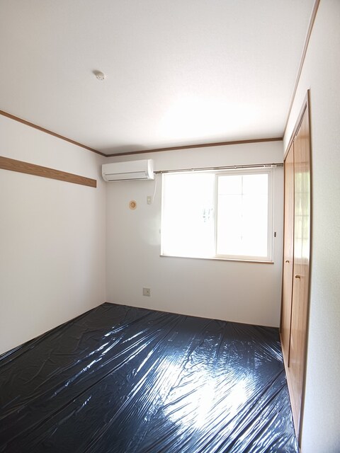 井原市上出部町クレストールいずえＢ203号室