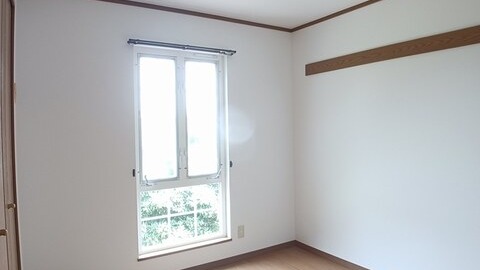 井原市上出部町クレストールいずえＢ203号室