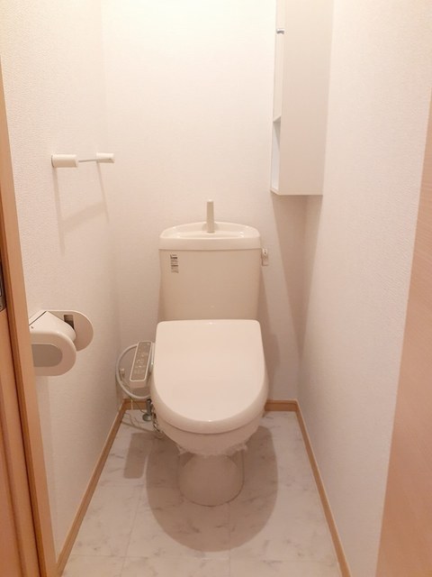 井原市下出部町 ブリーゼ102号室