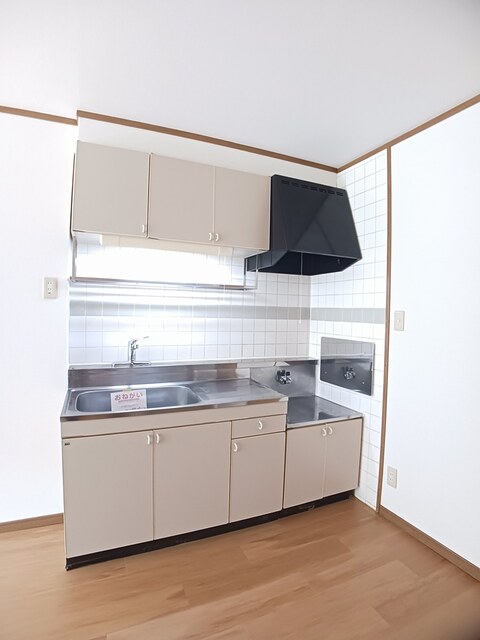 井原市上出部町クレストールいずえＢ203号室
