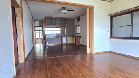 矢掛町西川面中古住宅  1,280万円