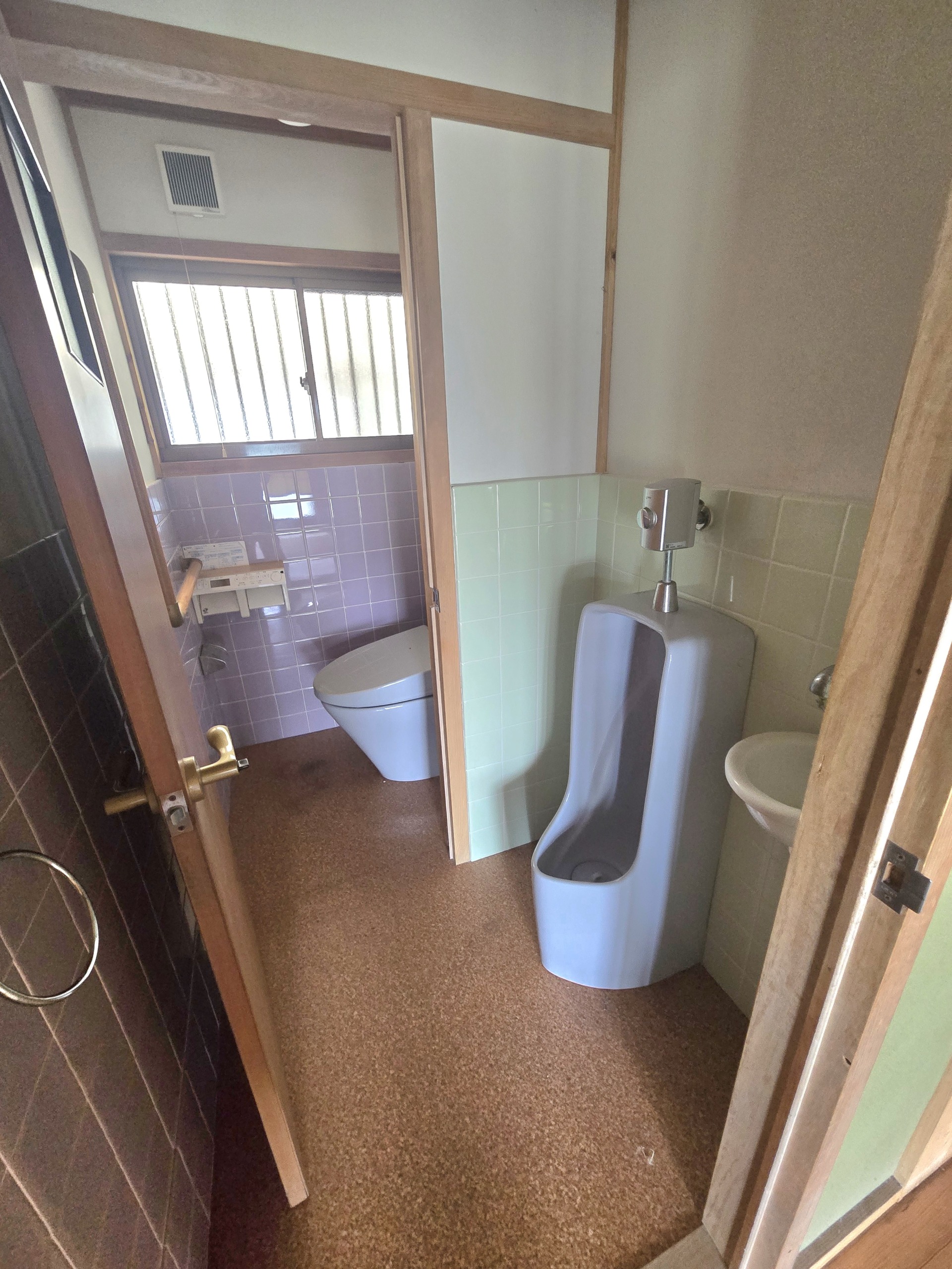 矢掛町西川面中古住宅  1,280万円