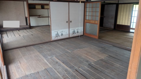 井原市芳井町吉井 中古住宅 180万円