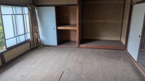 井原市芳井町吉井 中古住宅 180万円
