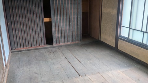 井原市芳井町吉井 中古住宅 180万円